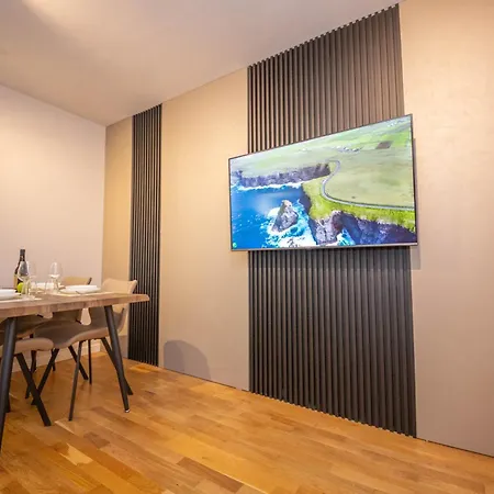 Blloku Unique 2 * Tirana