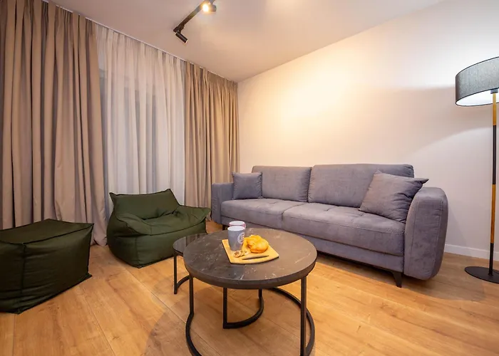 Apartment Blloku Unique 2