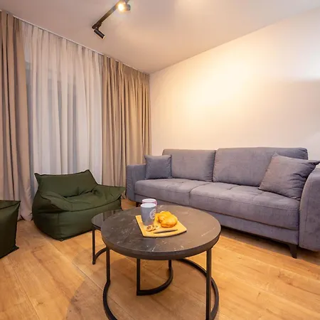 Apartament Blloku Unique 2