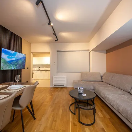 Blloku Unique 2 Appartement *