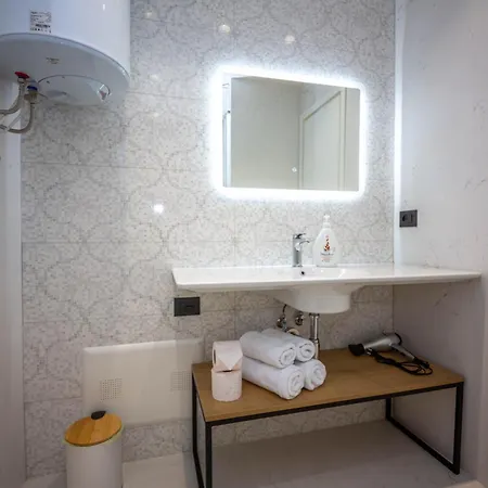 Blloku Unique 2 Appartement *
