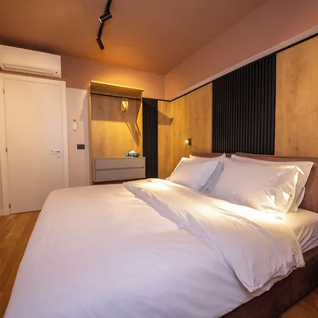 Apartment Blloku Unique 2 Tirana