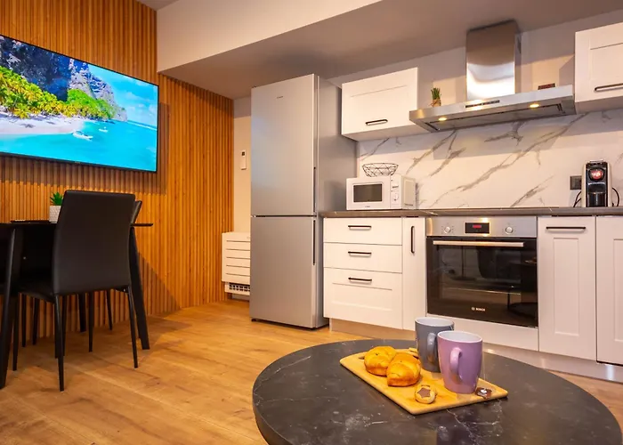 Blloku Unique 2 Apartament *