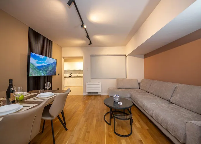 Blloku Unique 2 Apartament *