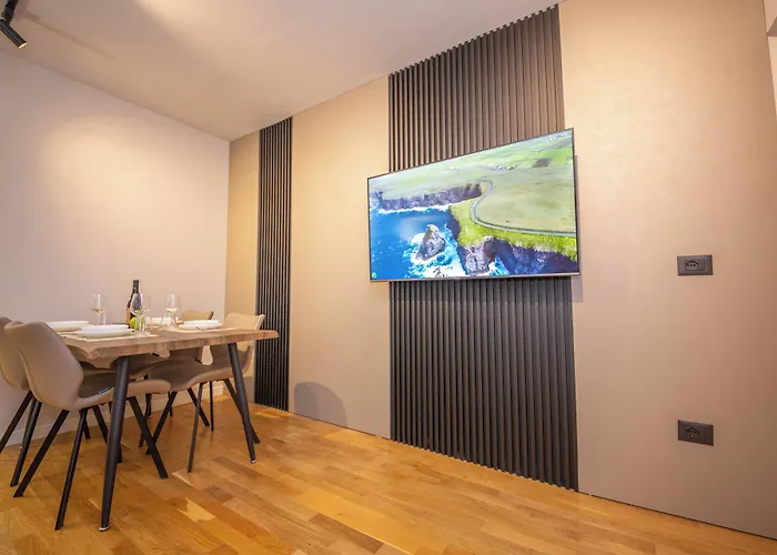 Apartament Blloku Unique 2 Tirana